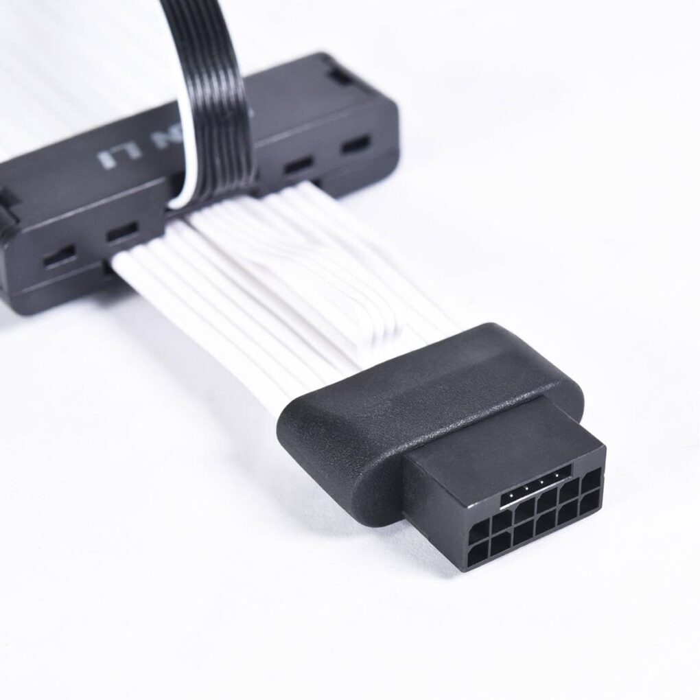 ⁦Lian Li PW16-12PV2 Strimer Plus V2 - Power Extension Cable - Power 4 Pin To Power 4 Pin -⁩ - الصورة ⁦2⁩