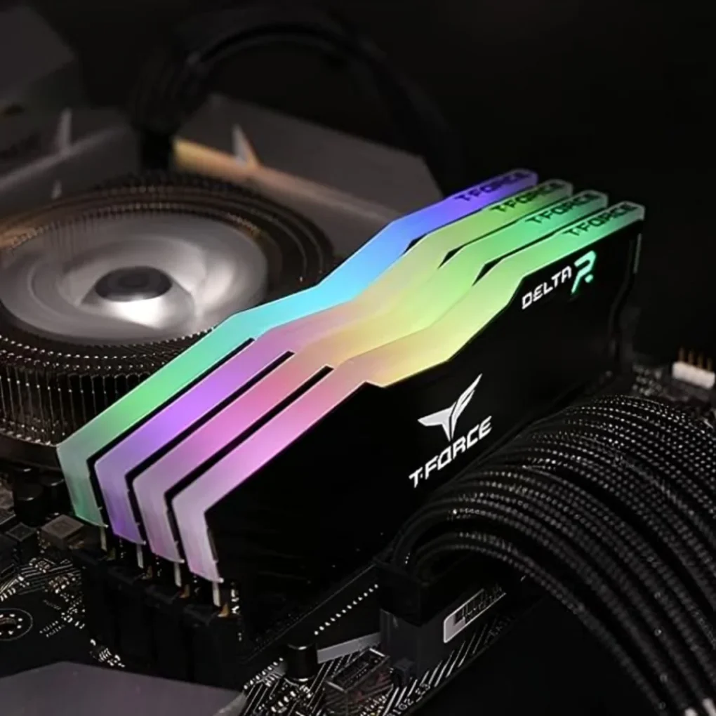 ⁦TEAMGROUP T-Force Delta 16GB (2x8GB⁩ - الصورة ⁦3⁩